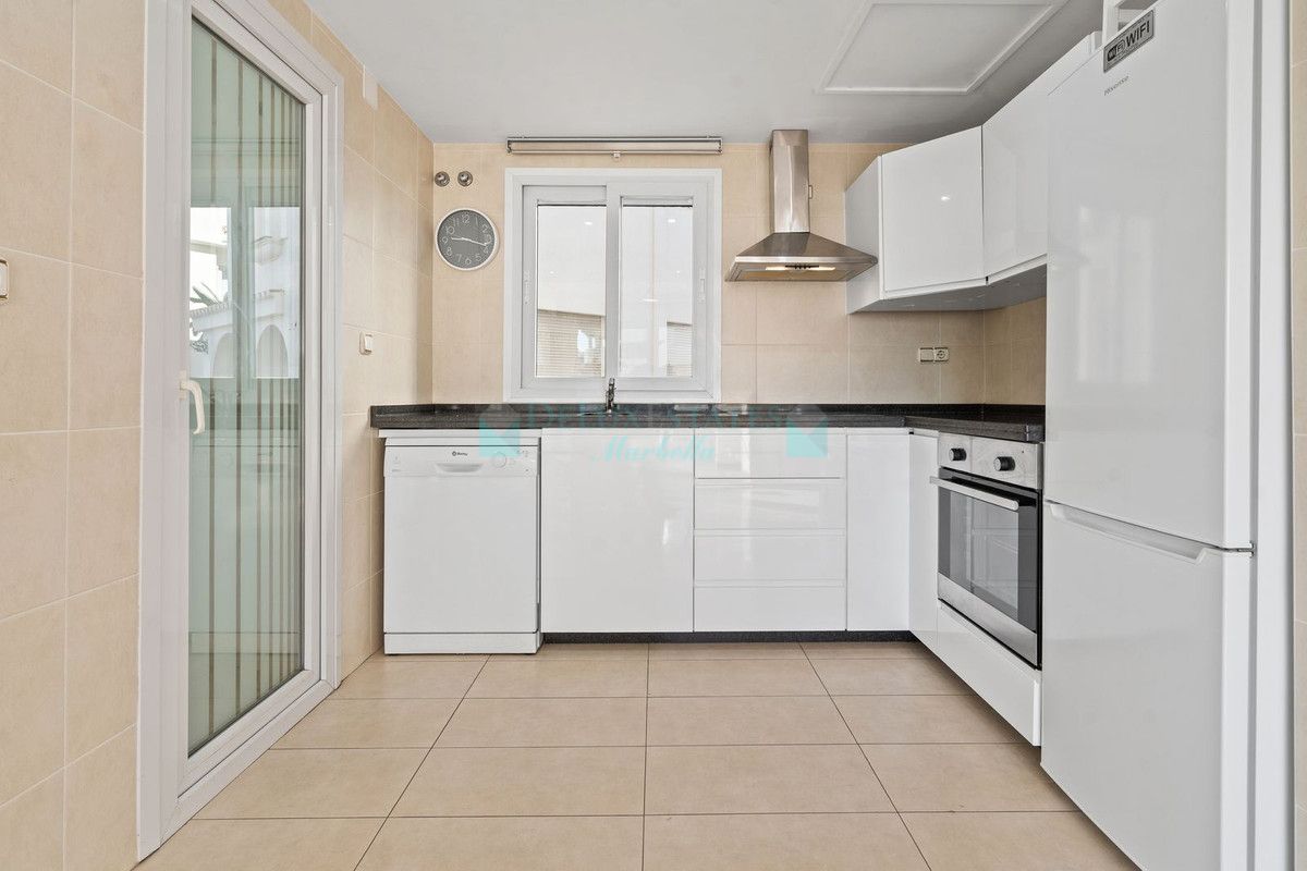 Apartment for sale in Estepona