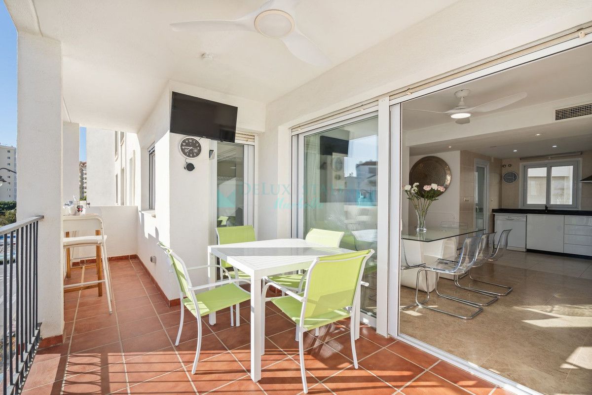 Apartment for sale in Estepona