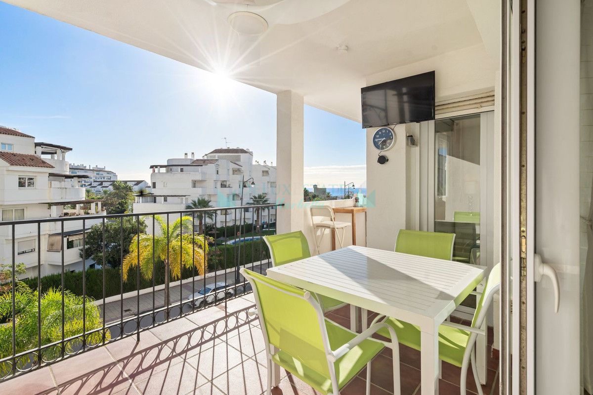 Apartment for sale in Estepona