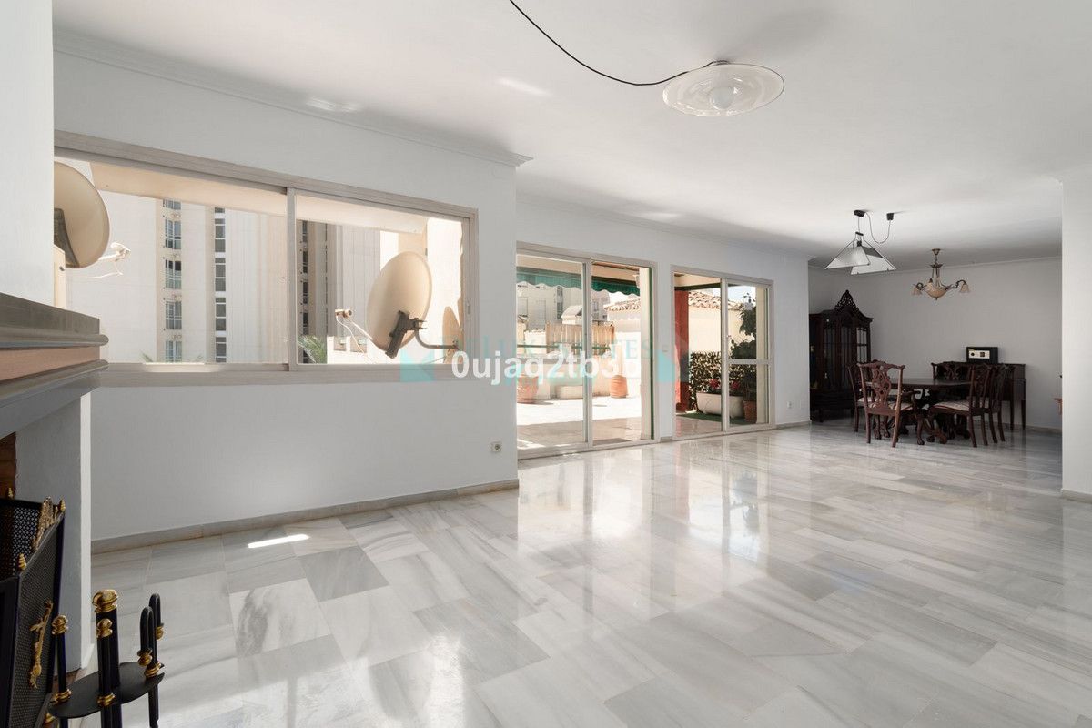 Penthouse for sale in Marbella