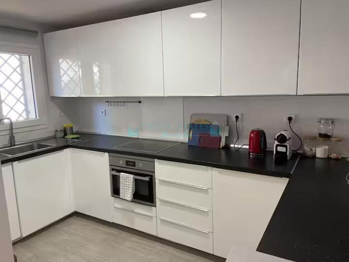 Ground Floor Apartment for sale in Aloha, Nueva Andalucia