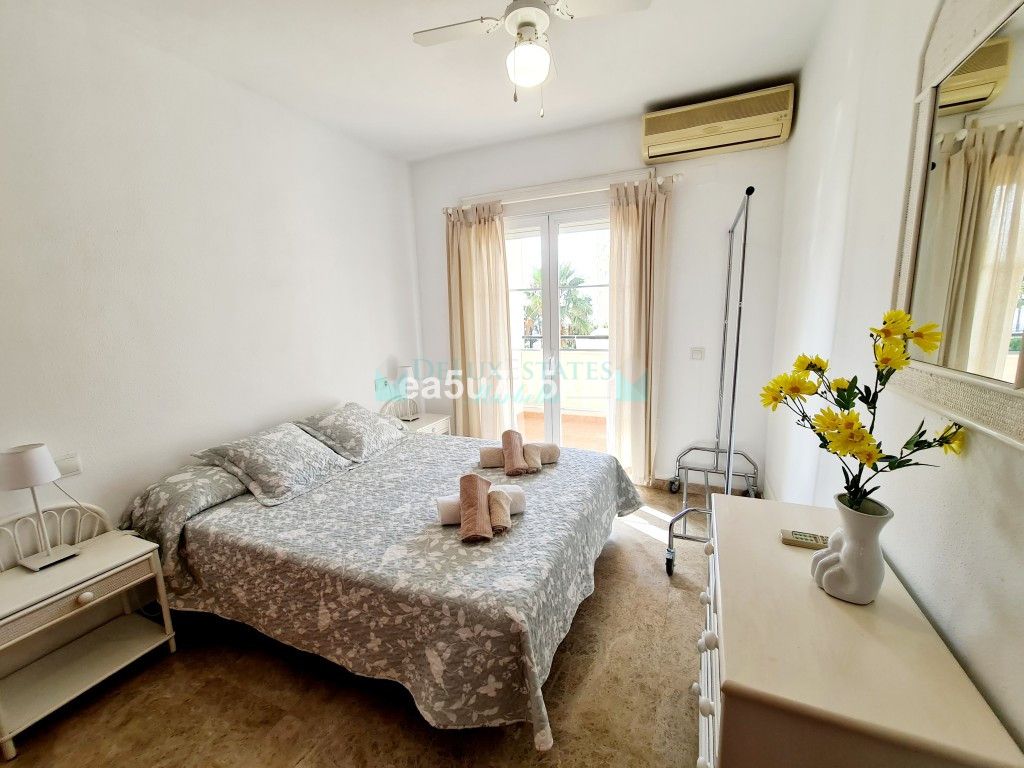 Apartamento en venta en Estepona