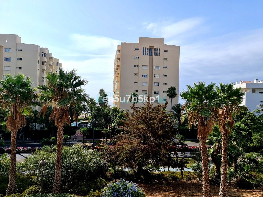 Apartamento en venta en Estepona