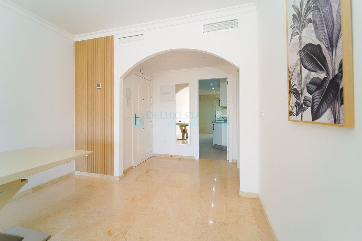 Ático en venta en Elviria, Marbella Este