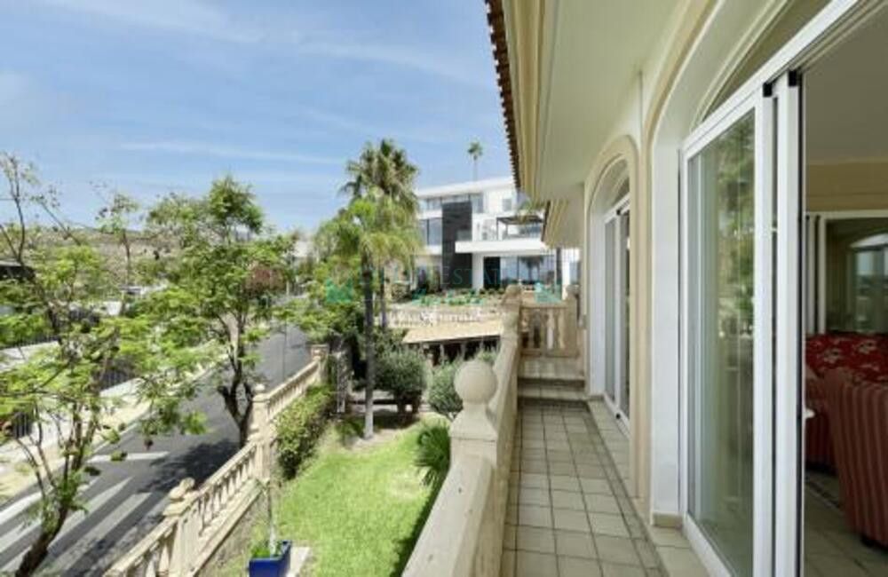 Villa en alquiler en Benahavis