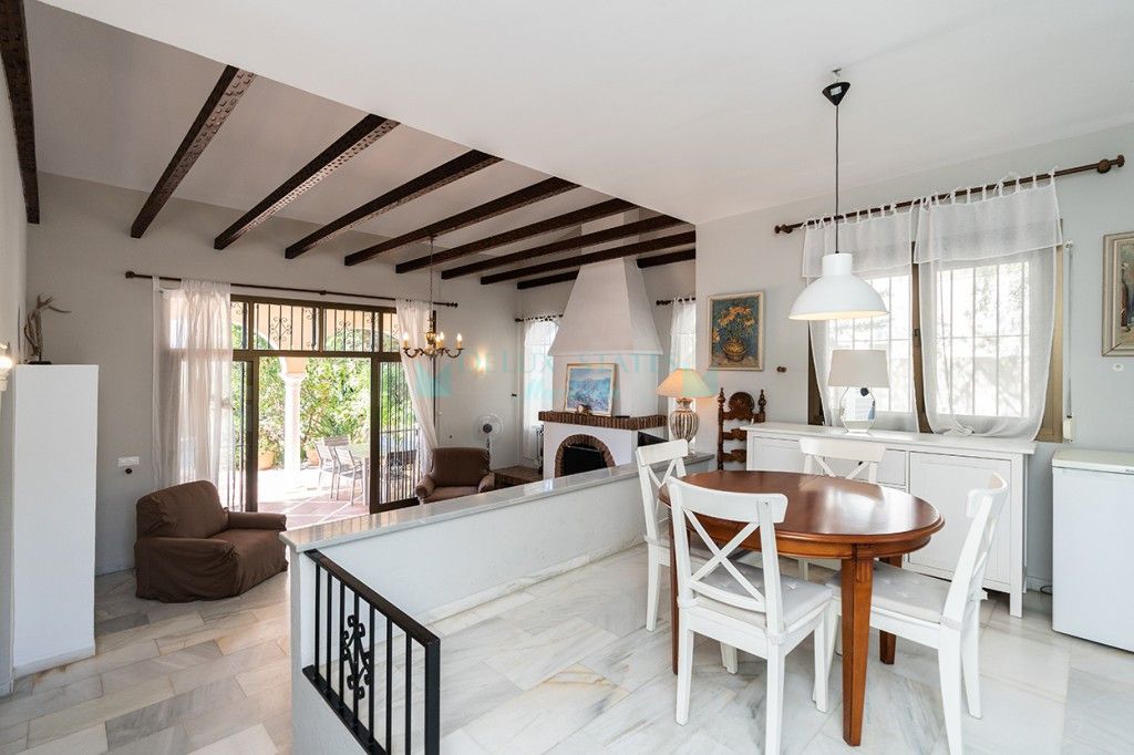 Villa for sale in Marbesa, Marbella East