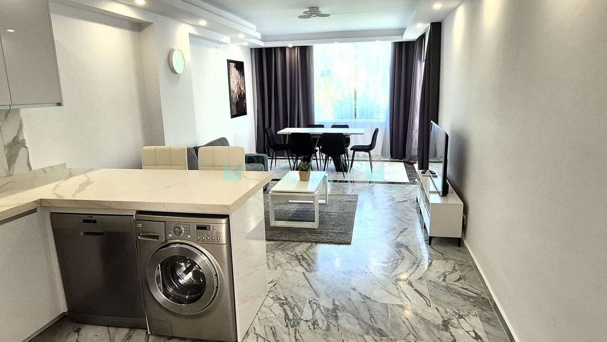 Ground Floor Apartment for sale in Bahia de Marbella, Marbella East