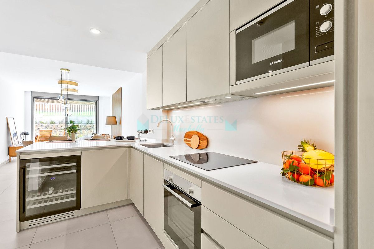 Ground Floor Apartment for sale in Elviria, Marbella East