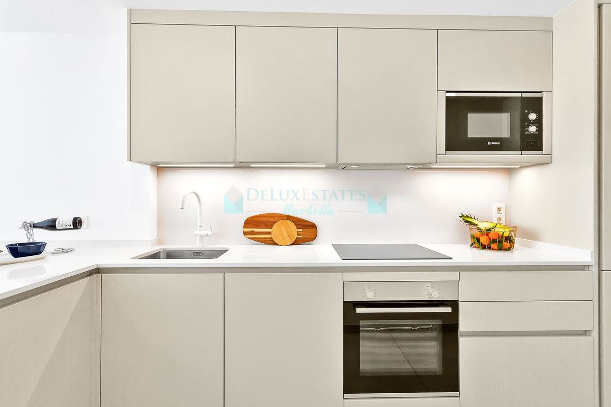 Ground Floor Apartment for sale in Elviria, Marbella East