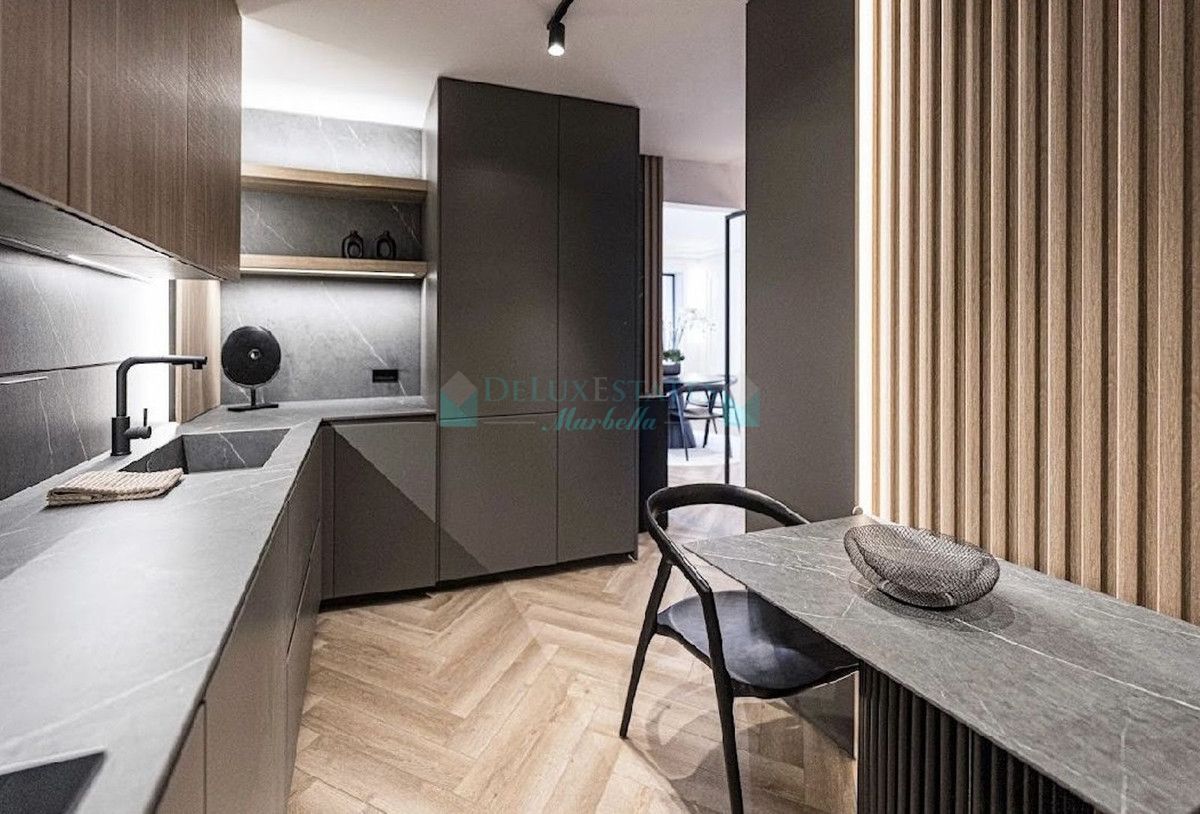 Town House for sale in Benahavis