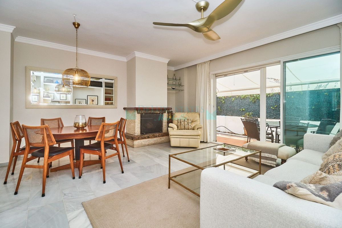 Town House for sale in Marbella Golden Mile