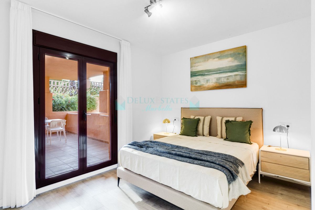 Ground Floor Apartment for sale in Benahavis