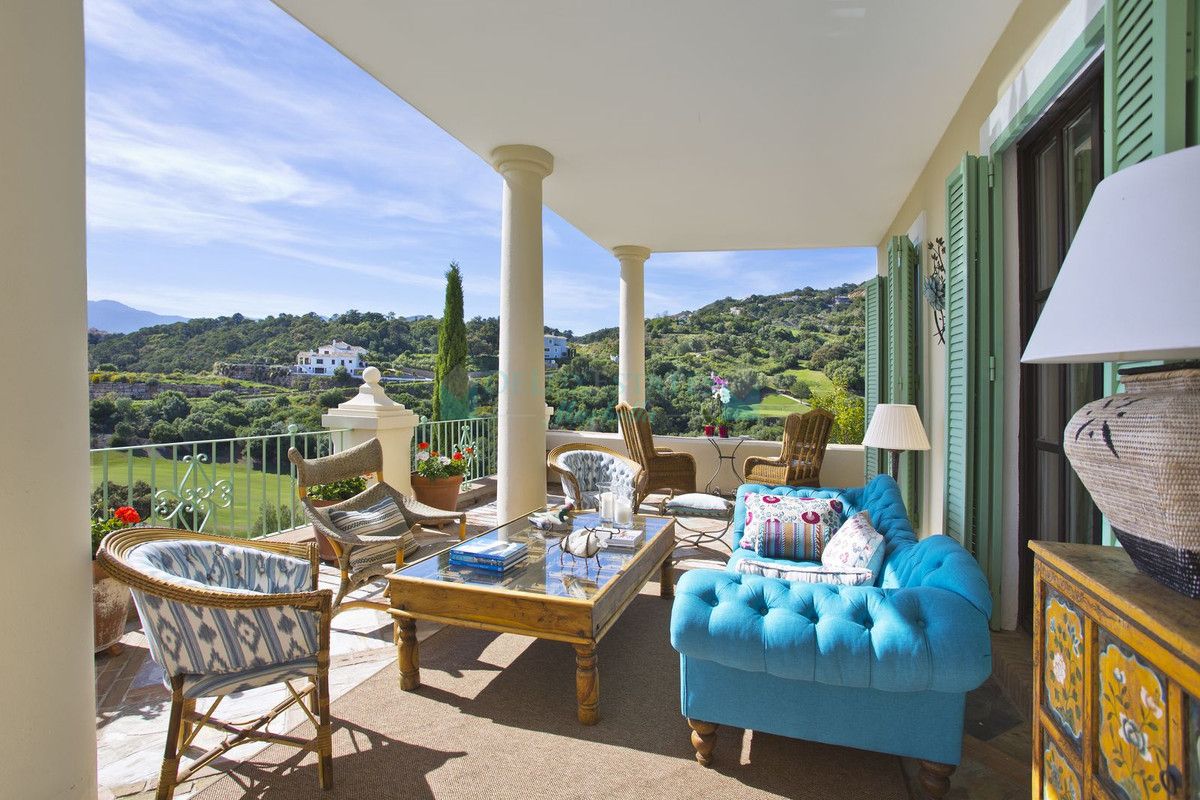 Villa for sale in Benahavis