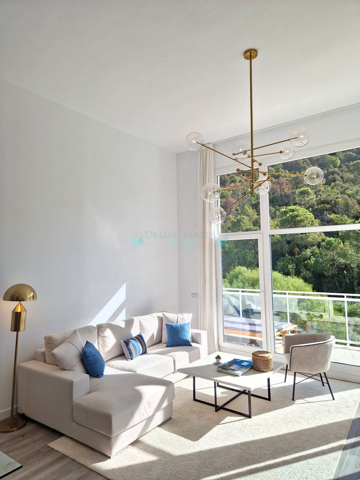 Ground Floor Apartment for sale in Benahavis