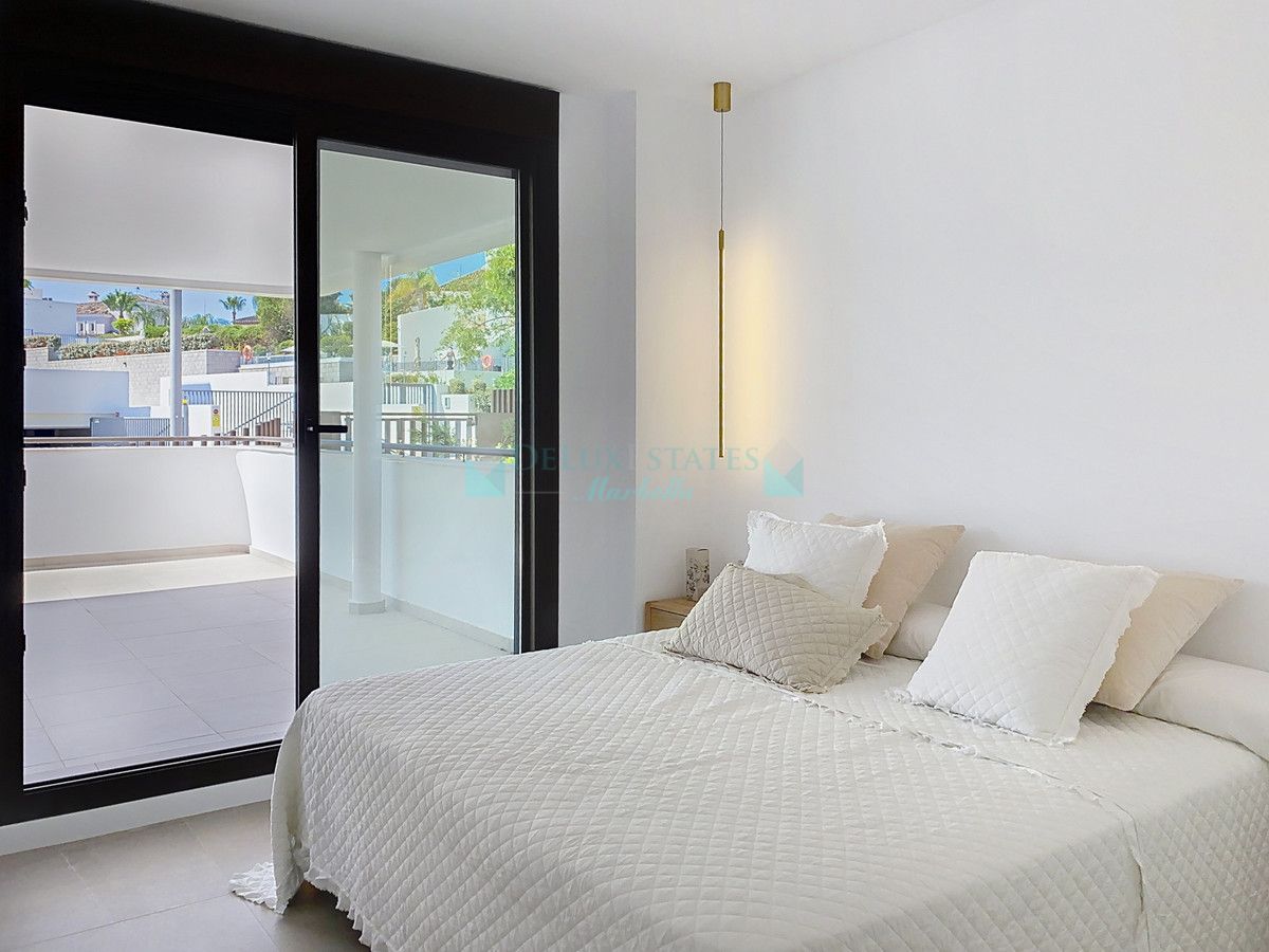 Apartamento Planta Baja en venta en Estepona
