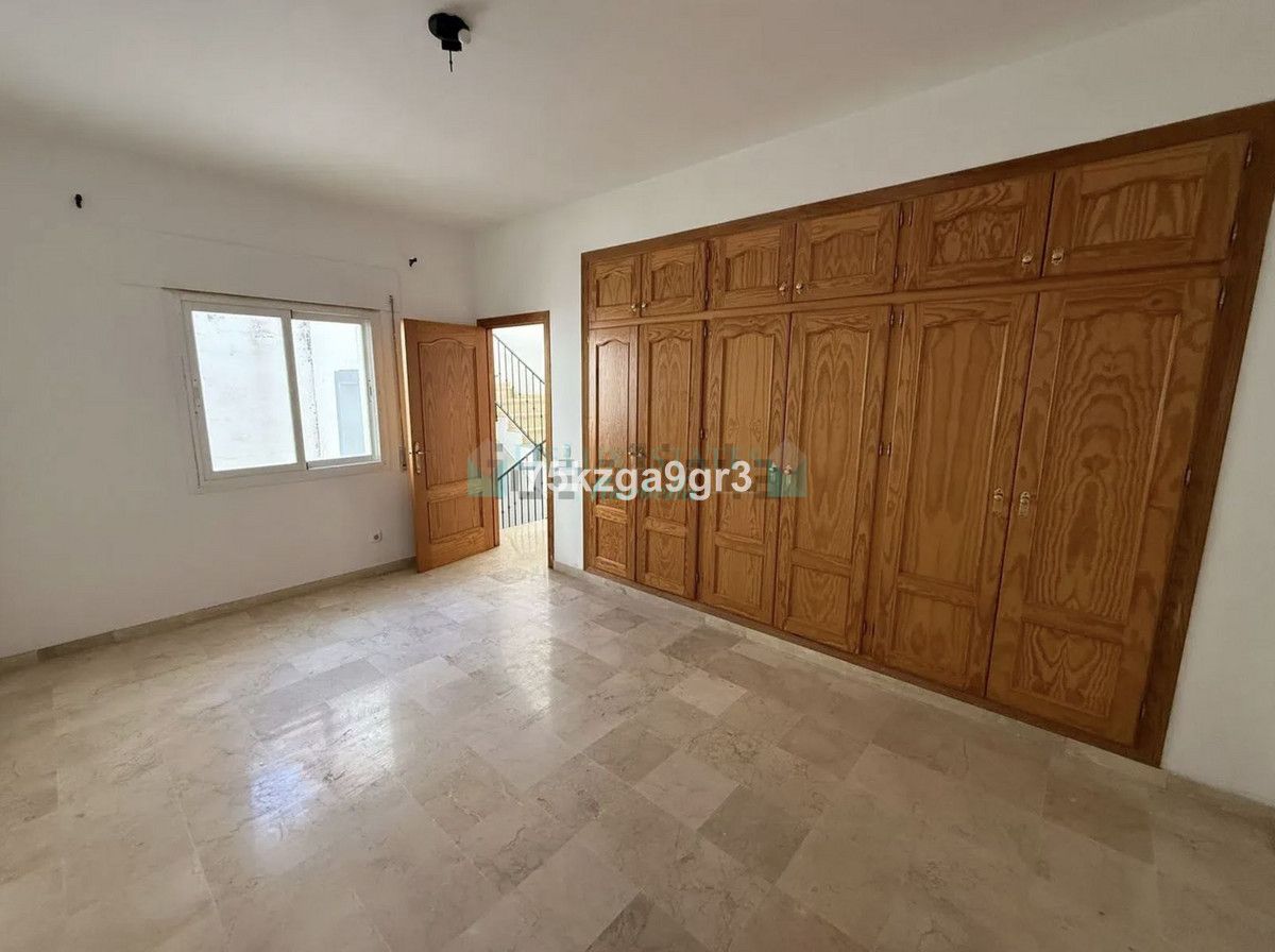 Adosado en venta en Estepona