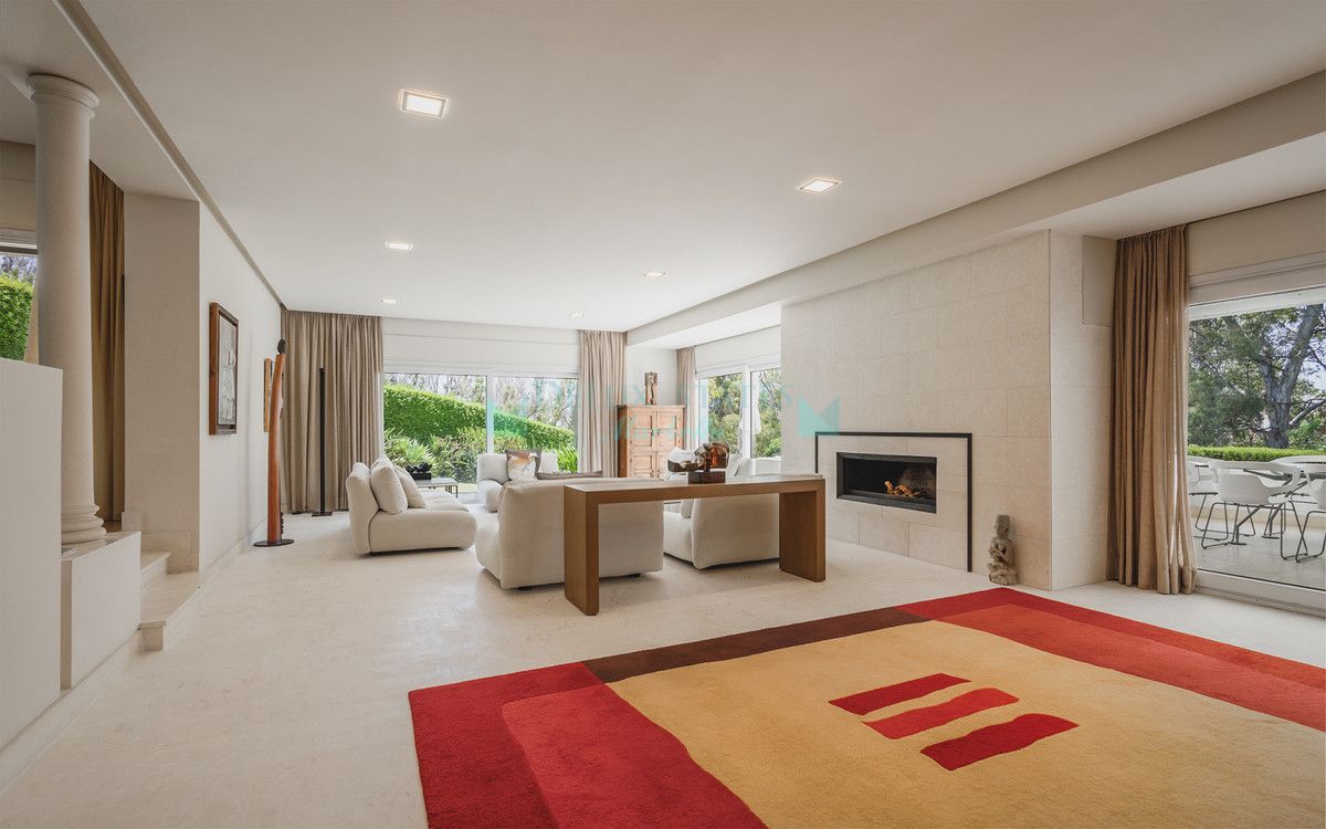 Villa en alquiler en Nueva Andalucia