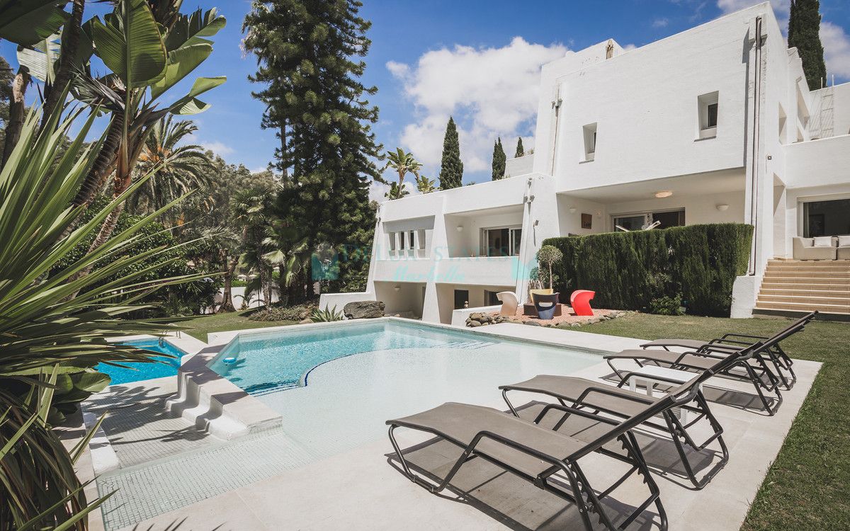 Villa en alquiler en Nueva Andalucia