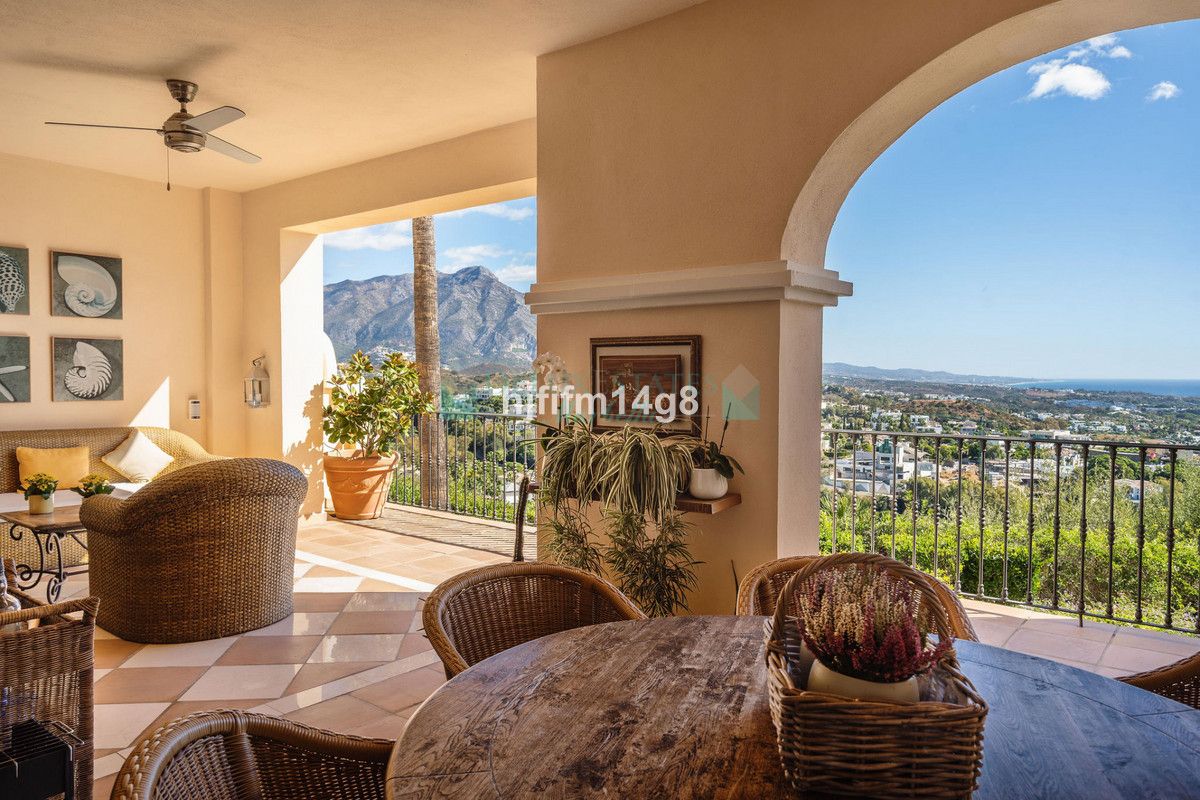 Apartamento Planta Baja en venta en Benahavis