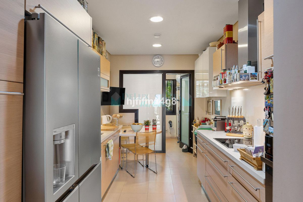 Apartamento Planta Baja en venta en Benahavis