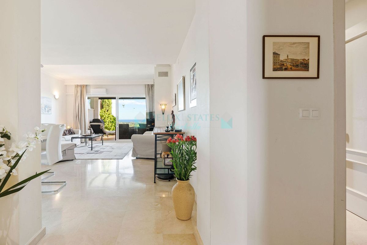 Ground Floor Apartment for sale in Nueva Andalucia