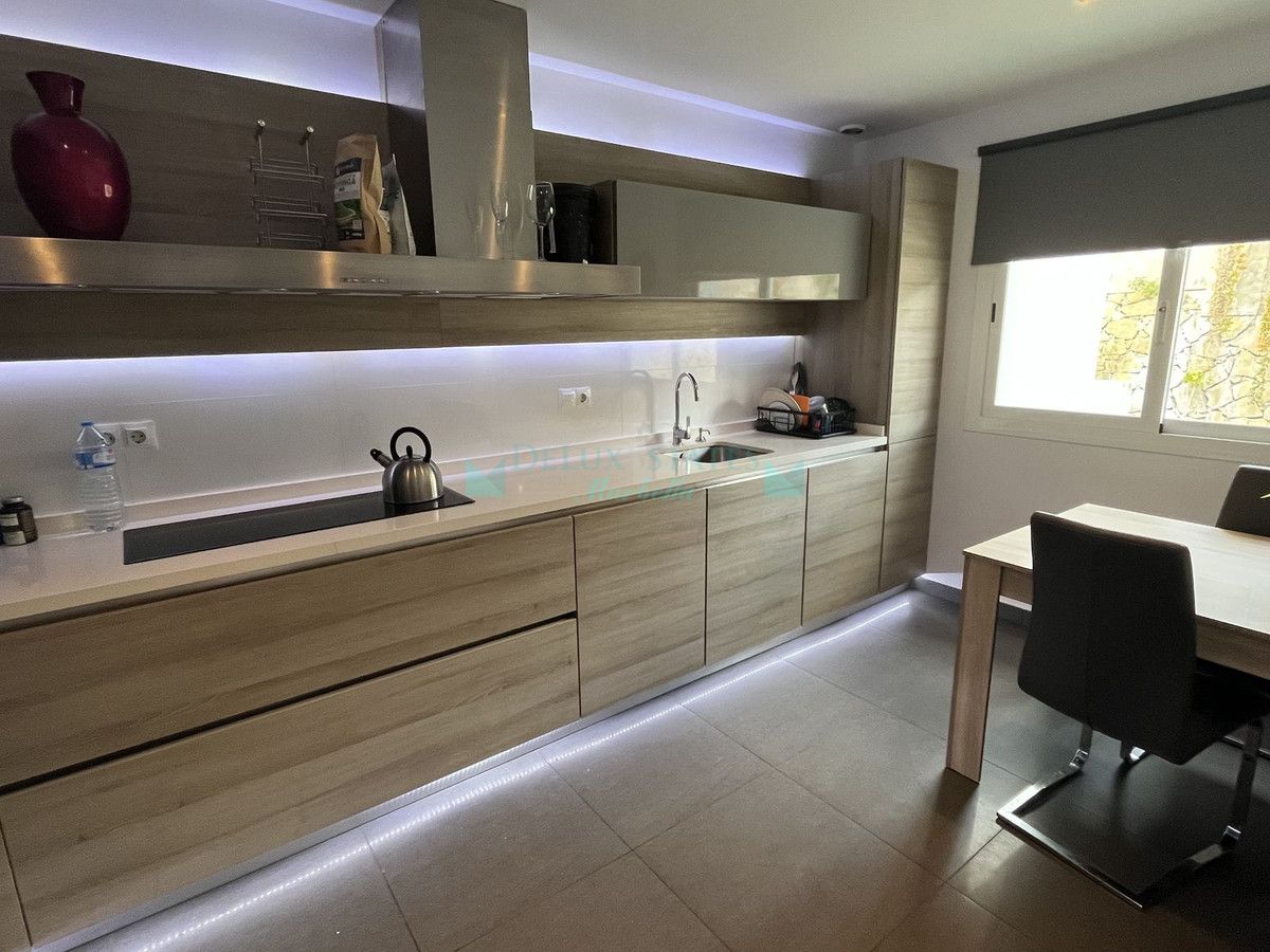 Town House for rent in Nueva Andalucia