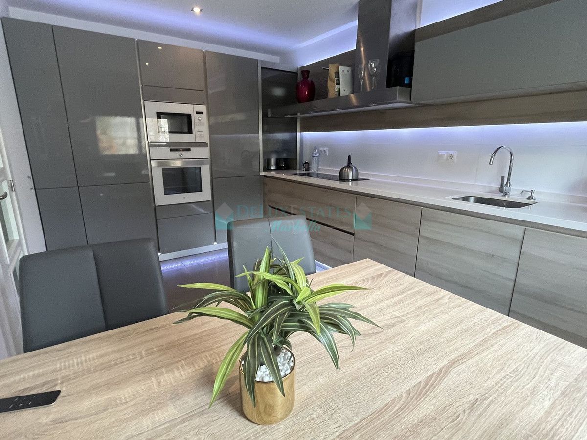 Town House for rent in Nueva Andalucia