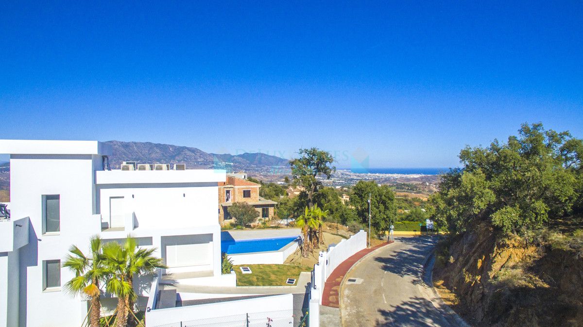 Residential Plot for sale in La Mairena, Marbella East