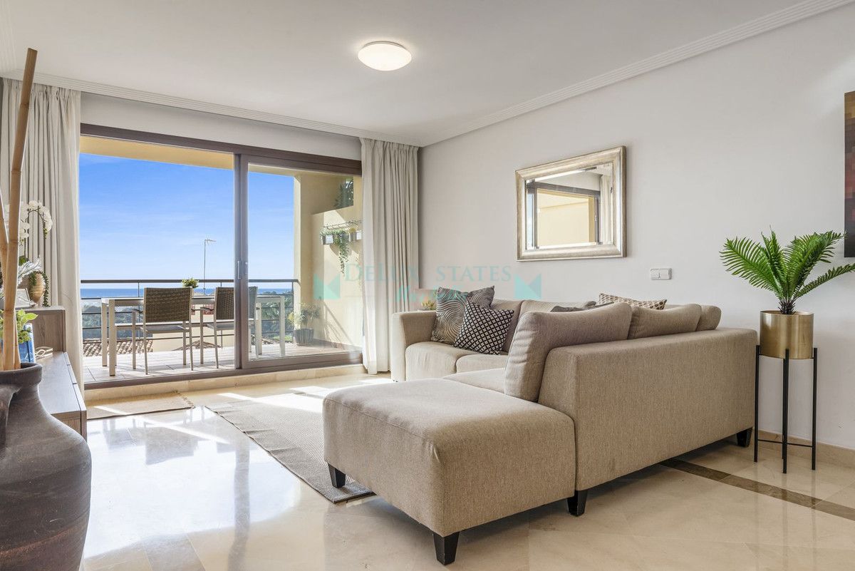 Apartment for sale in Los Arqueros, Benahavis