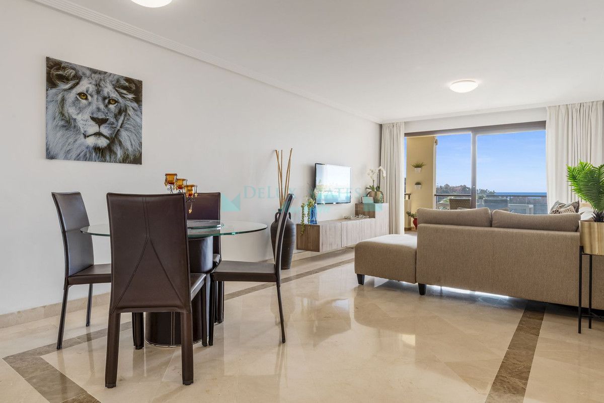 Apartment for sale in Los Arqueros, Benahavis