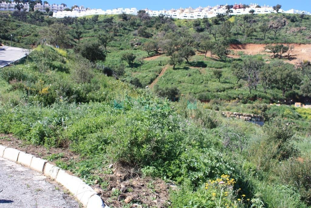 Residential Plot for sale in La Mairena, Marbella East