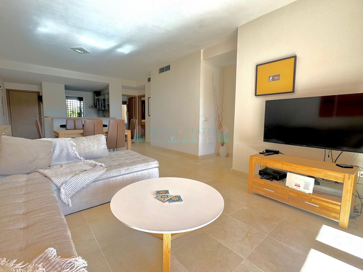 Apartamento en venta en Bel Air, Estepona