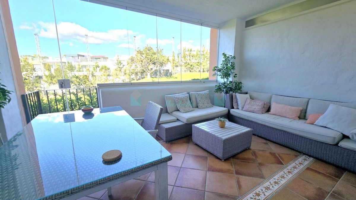 Town House for sale in Cabopino, Marbella East