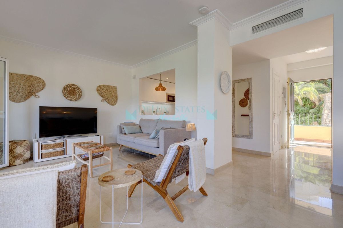 Penthouse for sale in La Quinta, Benahavis