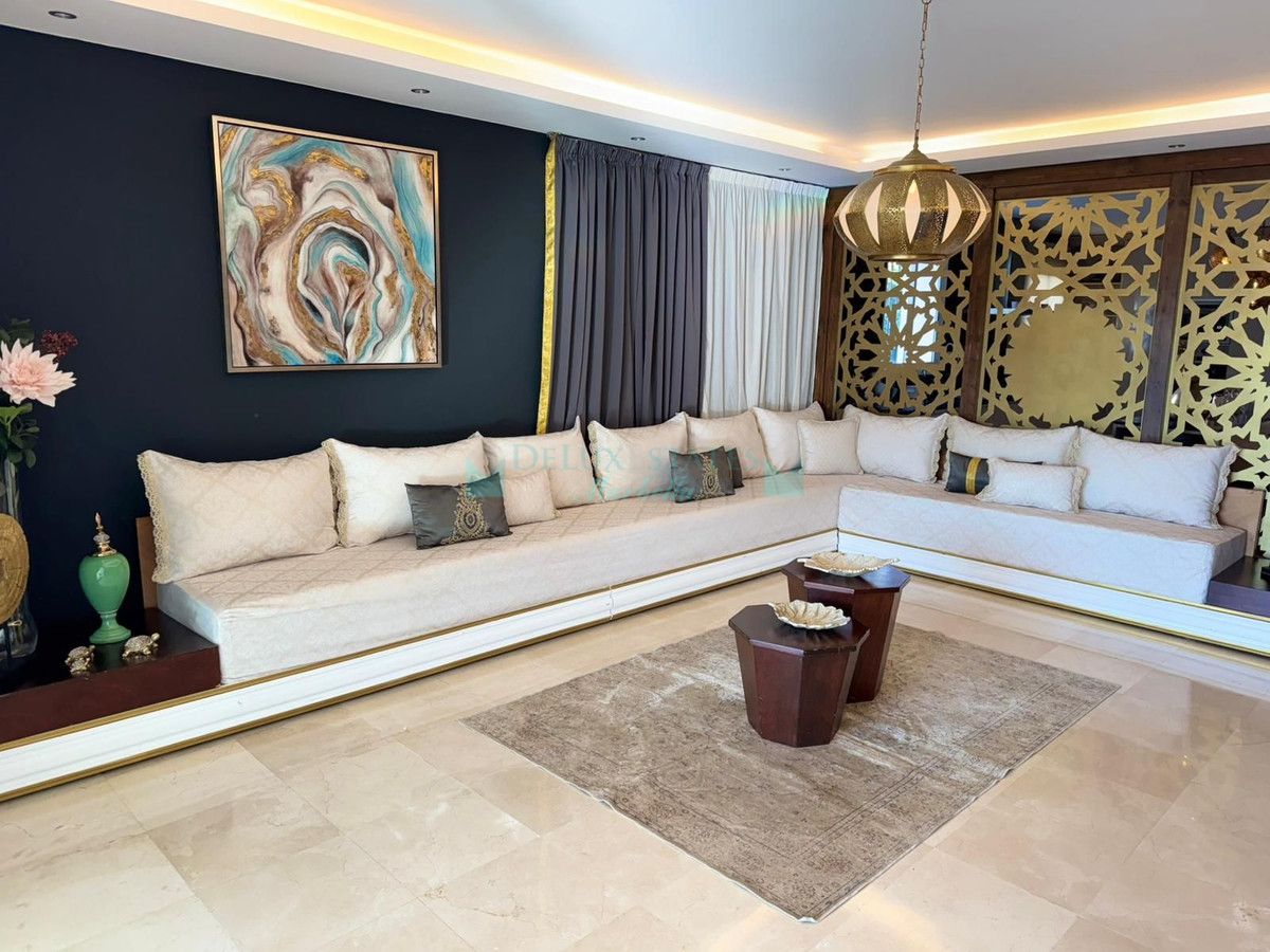 Semi Detached Villa for sale in Marbella