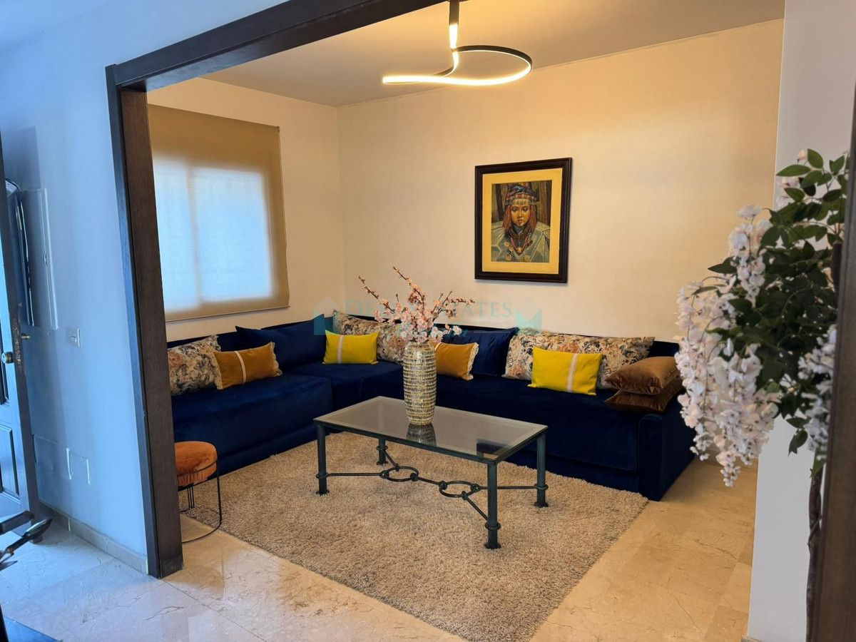 Semi Detached Villa for sale in Marbella