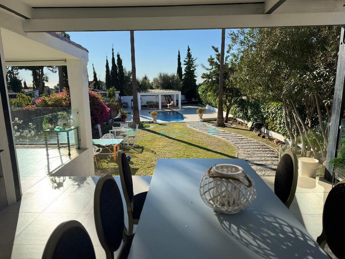 Semi Detached Villa for sale in Marbella