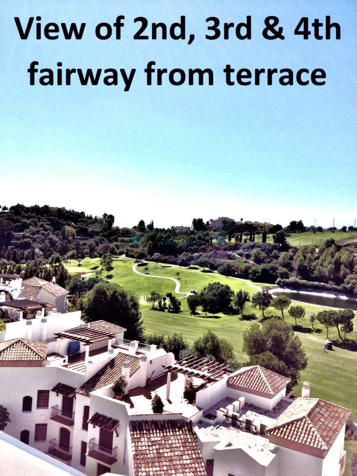 Penthouse for sale in Los Arqueros, Benahavis