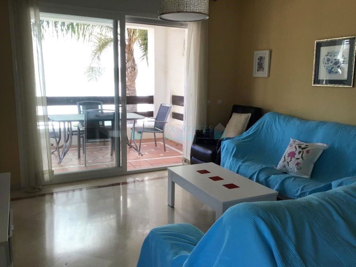 Apartment for rent in Costalita, Estepona