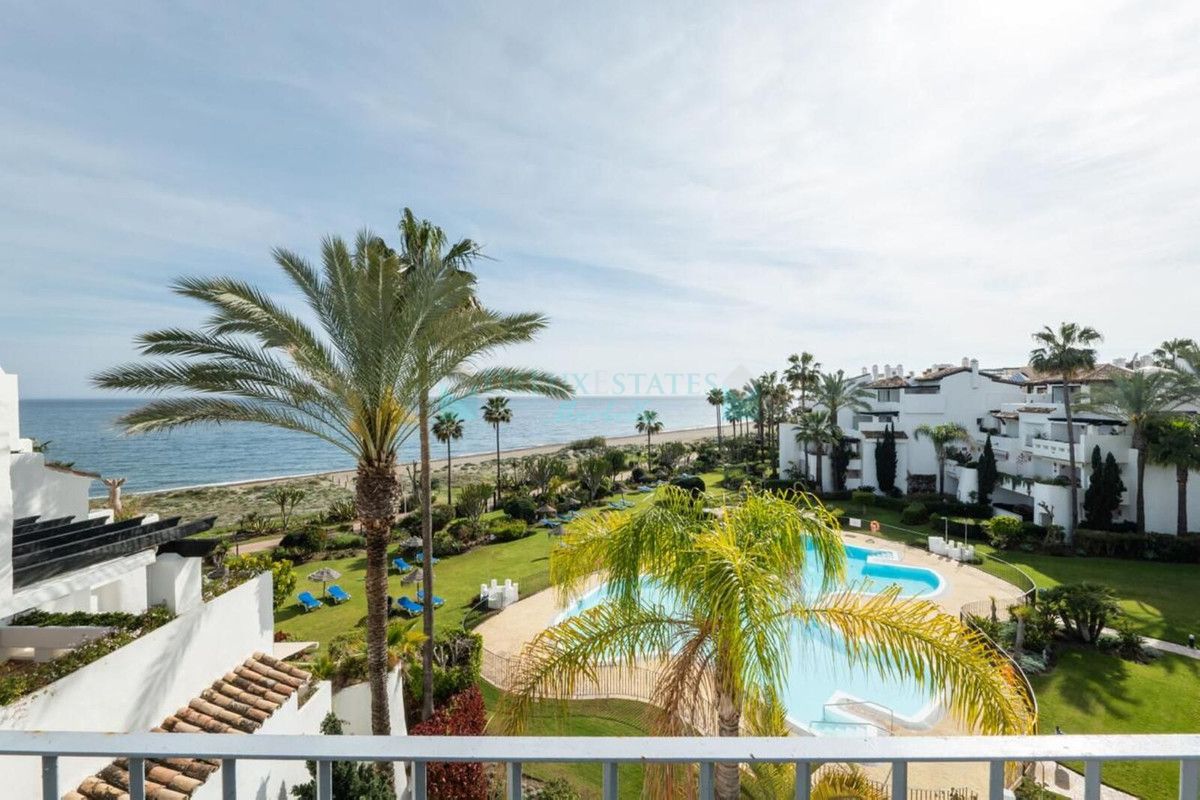 Penthouse for rent in Costalita, Estepona