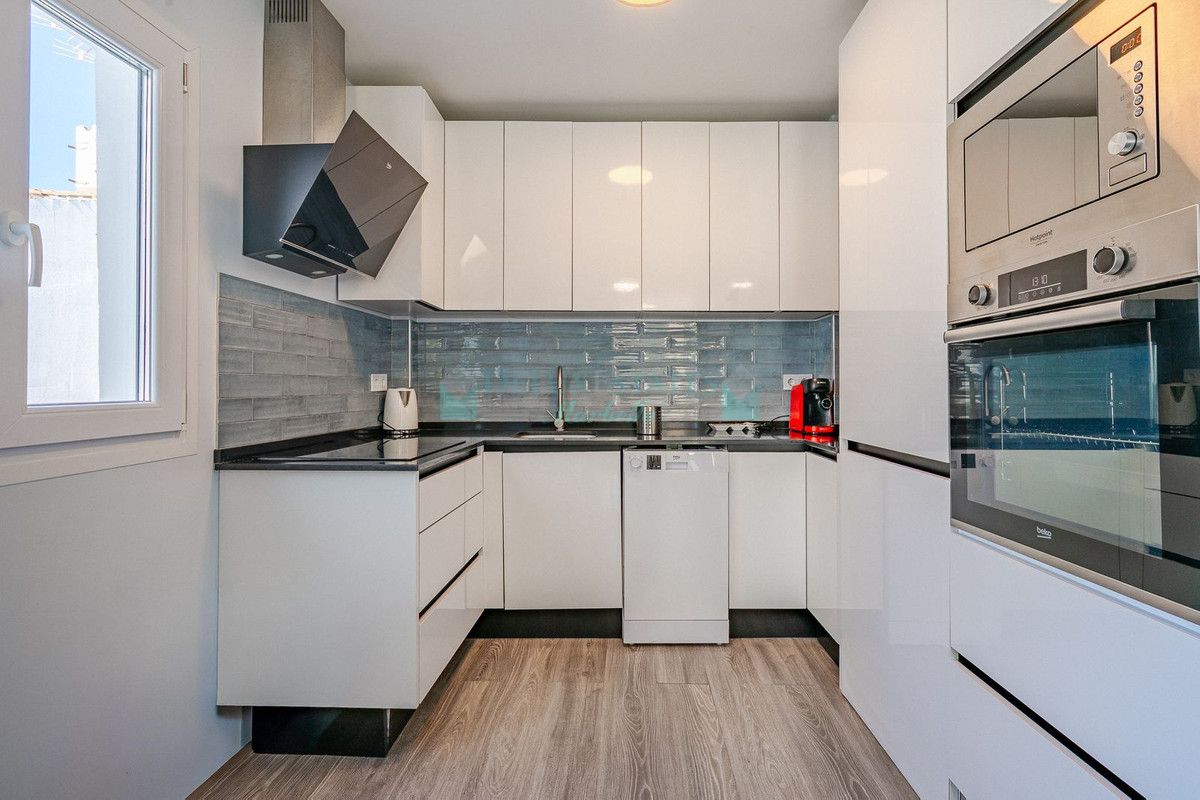 Commercial Premises for sale in Estepona