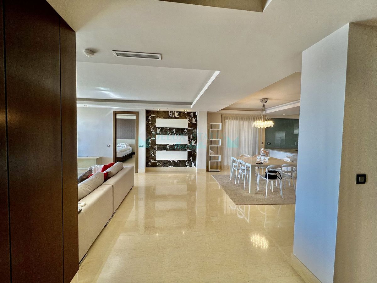 Ground Floor Apartment for sale in Los Arqueros, Benahavis
