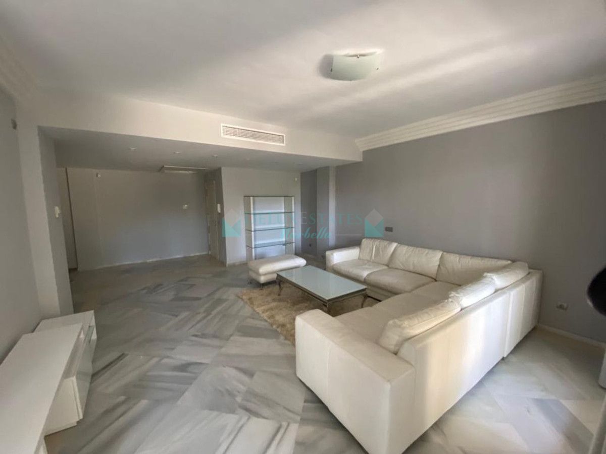 Apartamento en alquiler en Nueva Andalucia