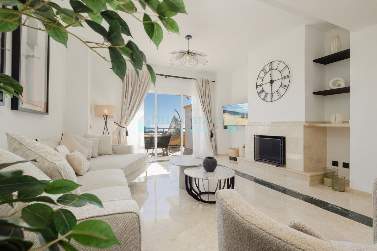 Apartment for rent in Elviria, Marbella East