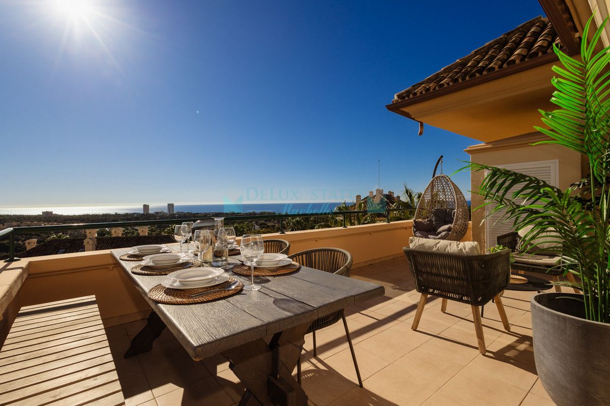 Apartment for rent in Elviria, Marbella East