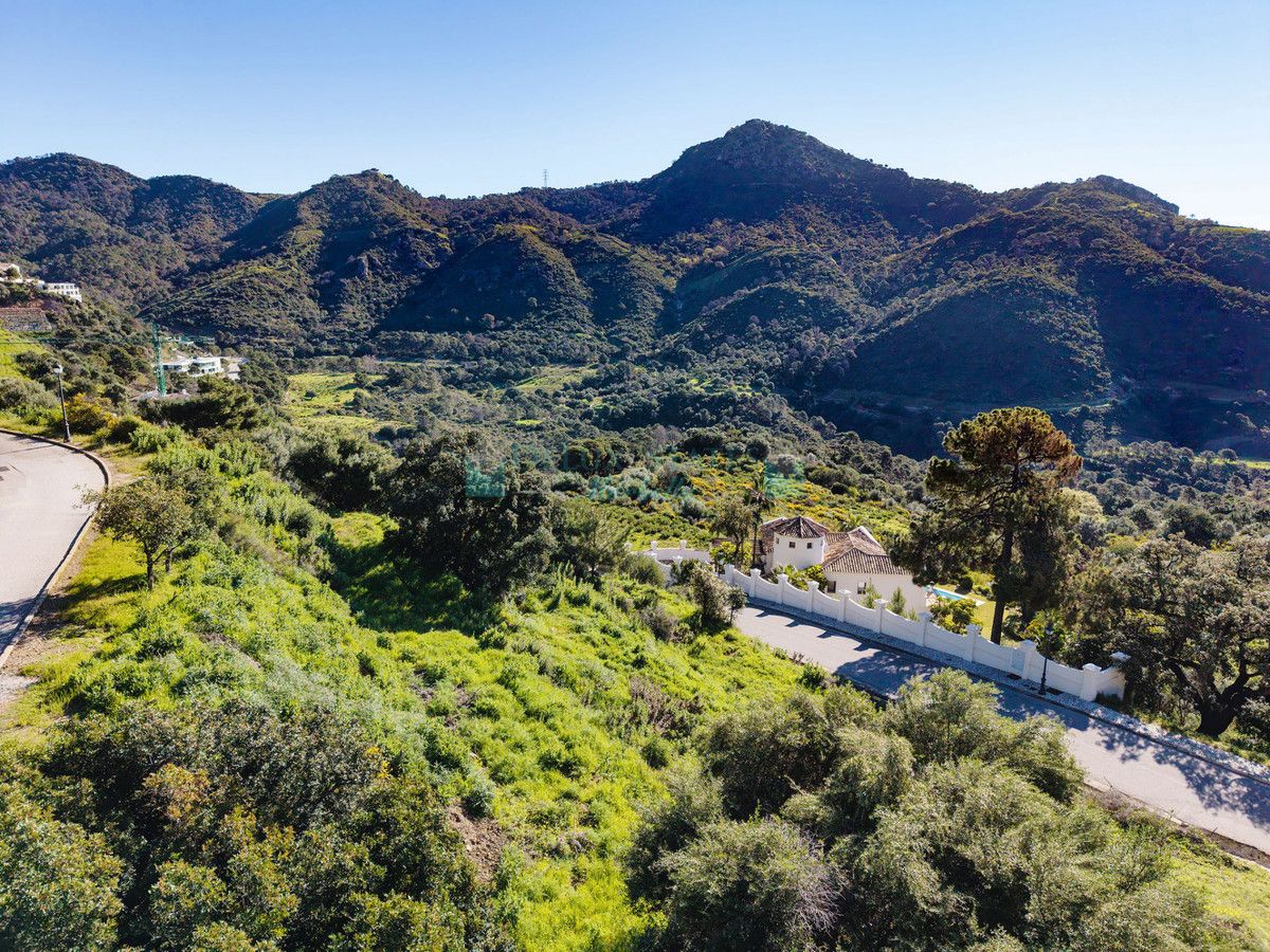 Residential Plot for sale in Benahavis