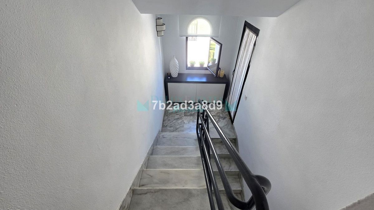 Town House for rent in New Golden Mile, Estepona