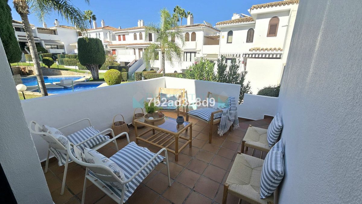 Town House for rent in New Golden Mile, Estepona