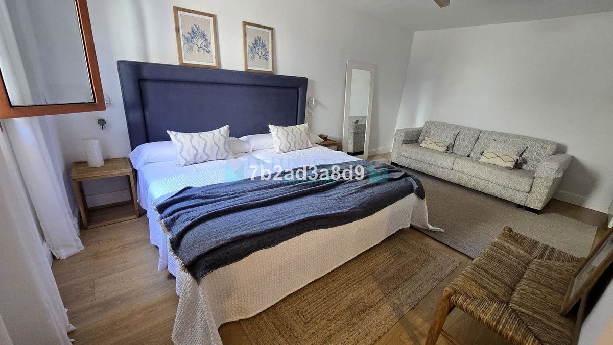 Town House for rent in New Golden Mile, Estepona