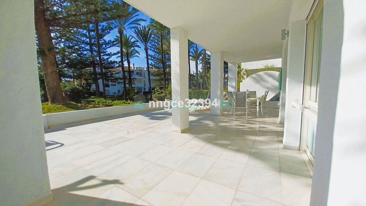 Ground Floor Apartment for sale in San Pedro de Alcantara